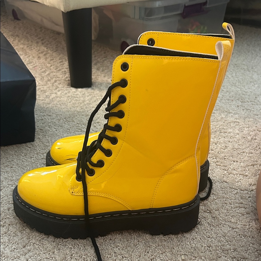 Amazon Yellow Combat Boots
